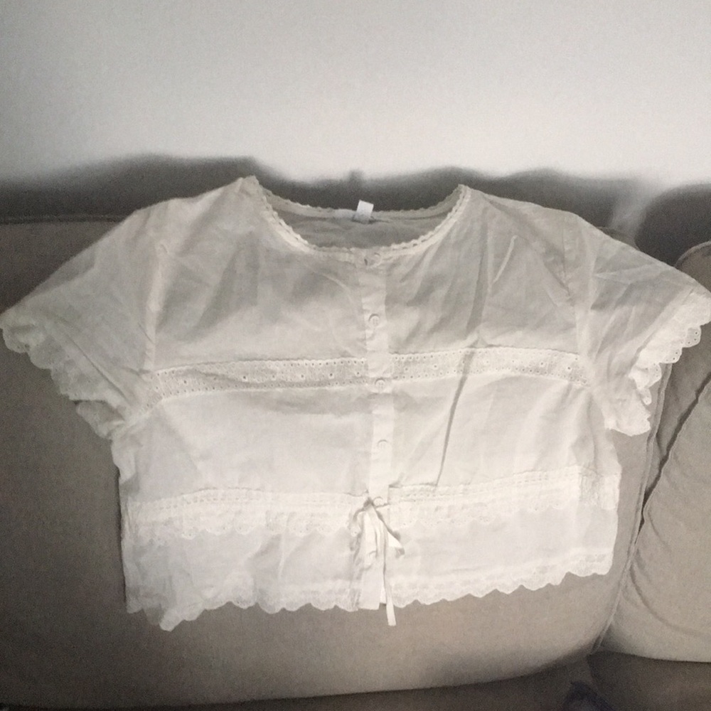 BB Dakota by Steve Madden Cream Short Sleeve Top